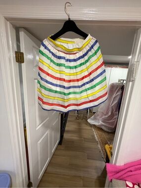 Alice + Olivia White Embroidered mini skirt with Multicolor Accents